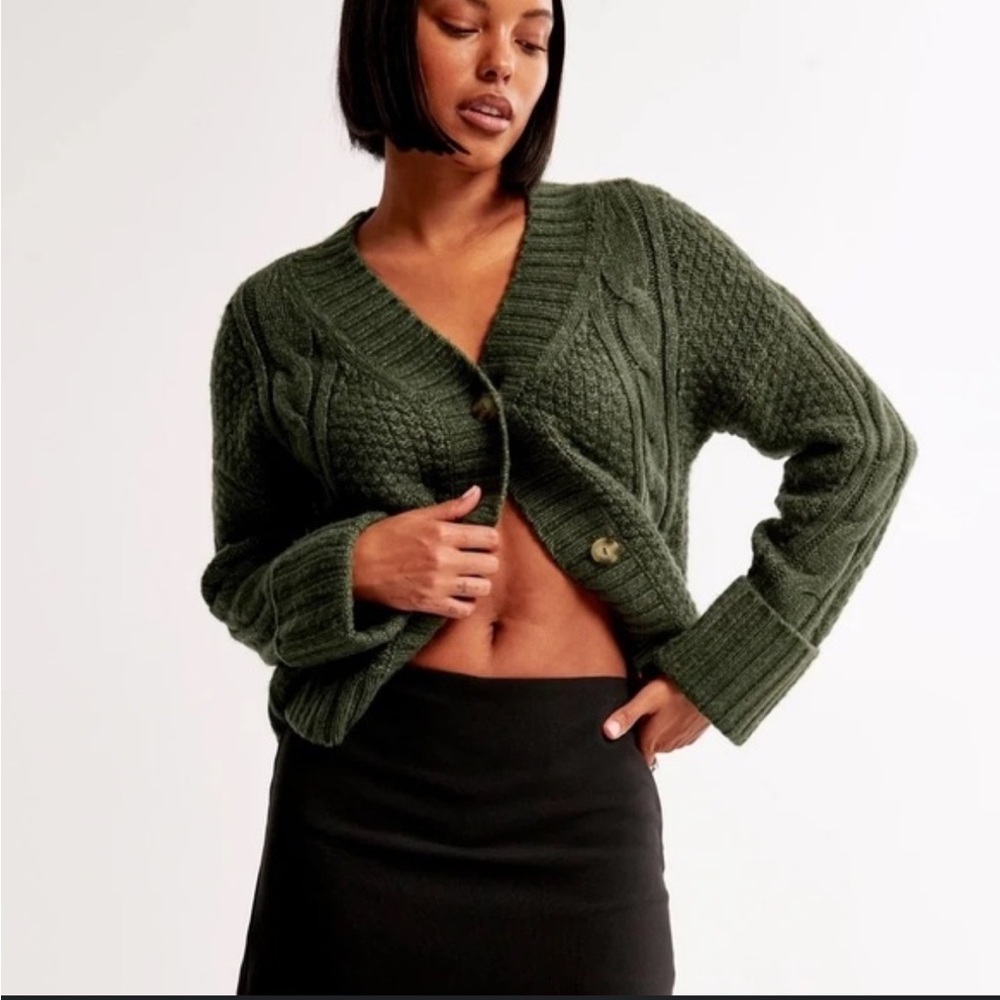 Abercrombie & Fitch Olive Cable Knit Cardigan